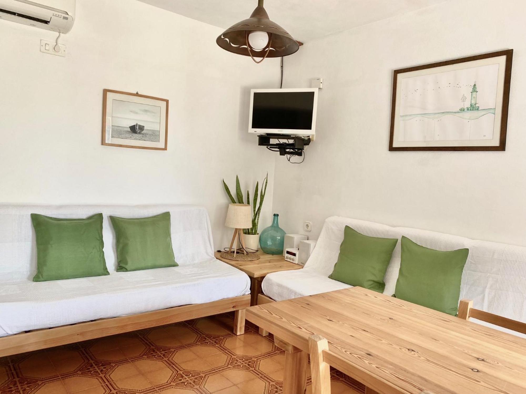 Apartamentos Laura Playa De Migjorn Luaran gambar